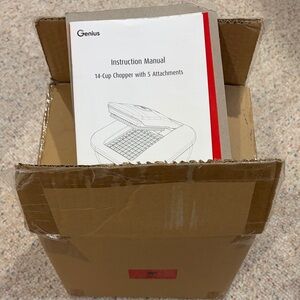 Genius 12 cup chopper with 5 attachments